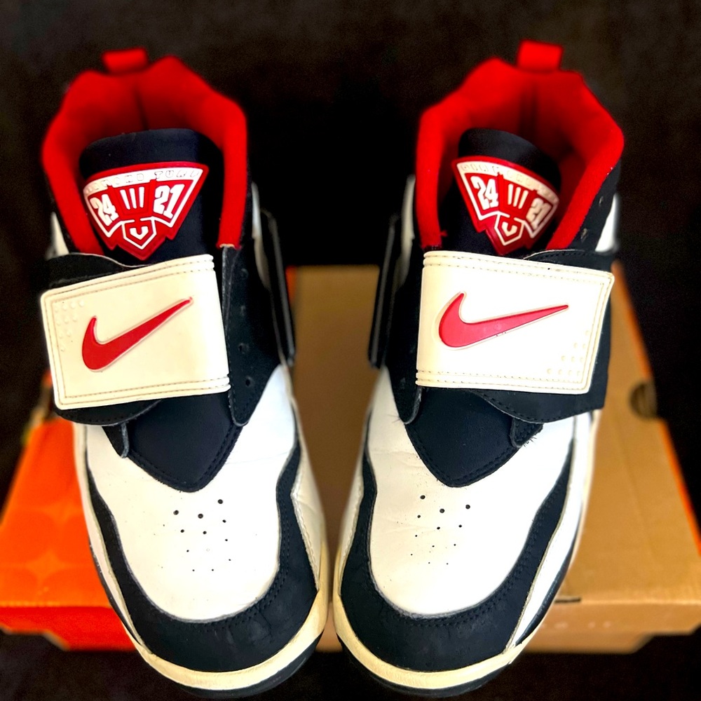 Nike Air Diamond Turf 49ers 2004 Deion Sanders (White, Black, & Red) ***Rare***